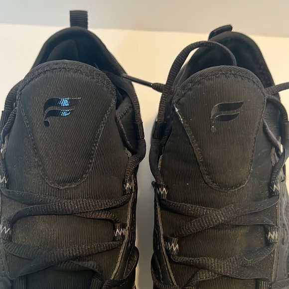 NEW Fabletics Cambria Performance Black Sneakers - Picture 4 of 8